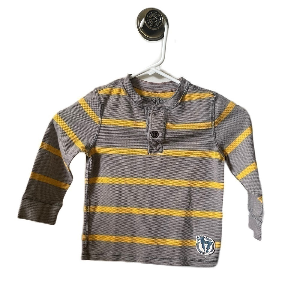 77Kids by American Eagle Long Sleeve Shirt